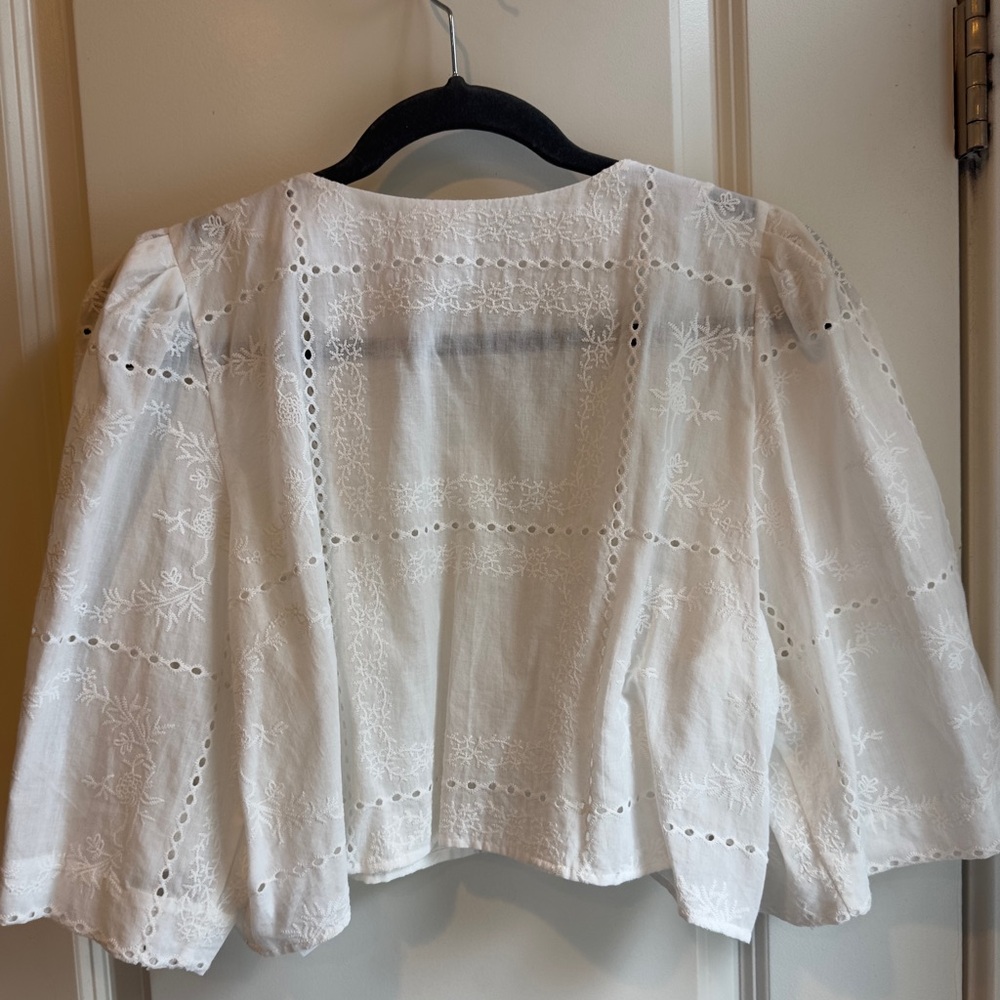 Elegant White Blouse for Women - Picture 3 of 9